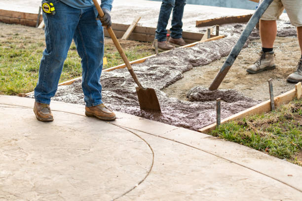 Best Affordable Concrete Contractor  in Mahnomen, MN
